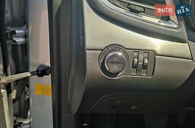 Внедорожник / Кроссовер Opel Mokka 2013 в 
