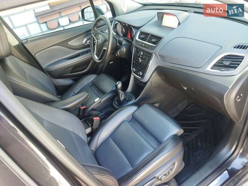 Позашляховик / Кросовер Opel Mokka 2014 в Звягелі
