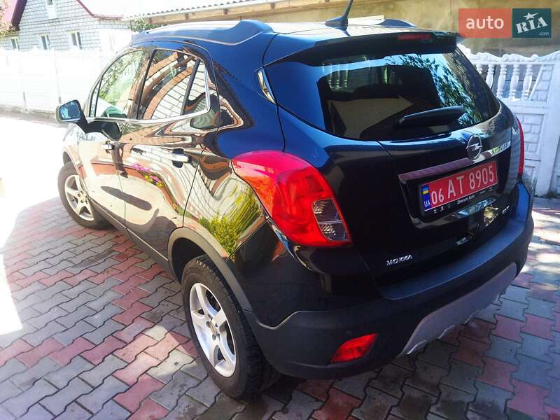 Позашляховик / Кросовер Opel Mokka 2014 в Звягелі