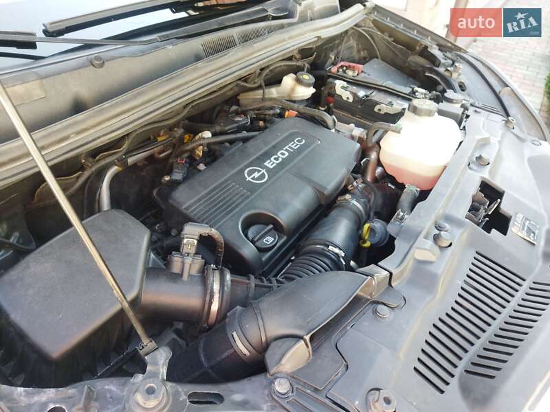 Позашляховик / Кросовер Opel Mokka 2014 в Звягелі