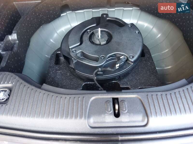 Позашляховик / Кросовер Opel Mokka 2014 в Звягелі