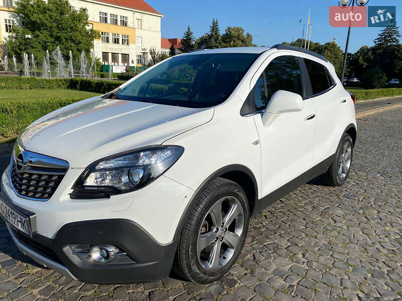 Внедорожник / Кроссовер Opel Mokka 2013 в Ужгороде