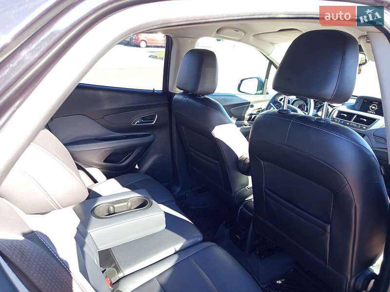 Внедорожник / Кроссовер Opel Mokka 2012 в Луцке