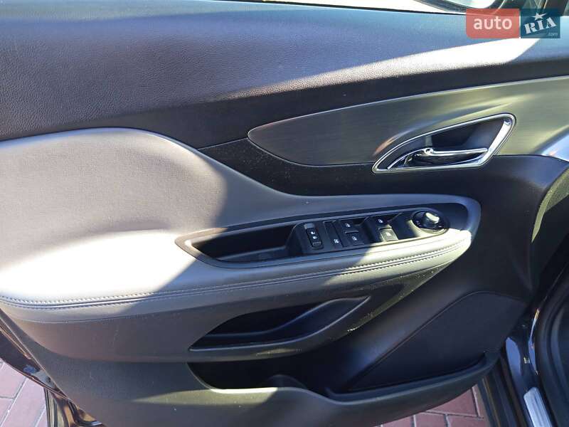 Внедорожник / Кроссовер Opel Mokka 2012 в Луцке