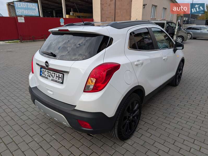 Внедорожник / Кроссовер Opel Mokka 2015 в Владимире