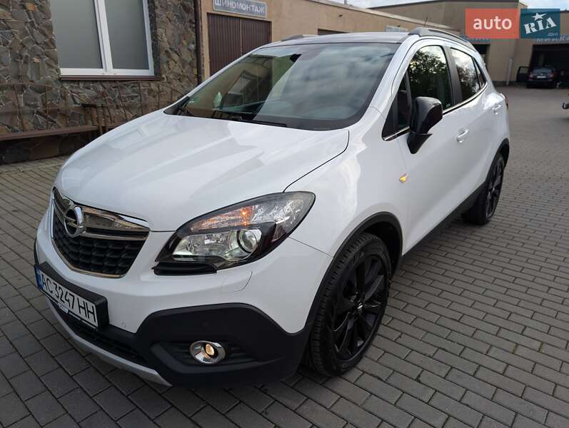 Внедорожник / Кроссовер Opel Mokka 2015 в Владимире