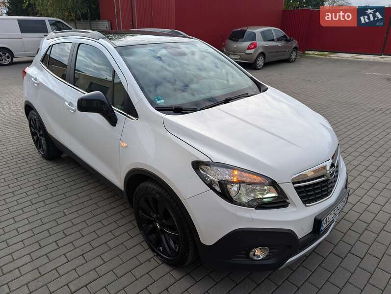 Внедорожник / Кроссовер Opel Mokka 2015 в Владимире
