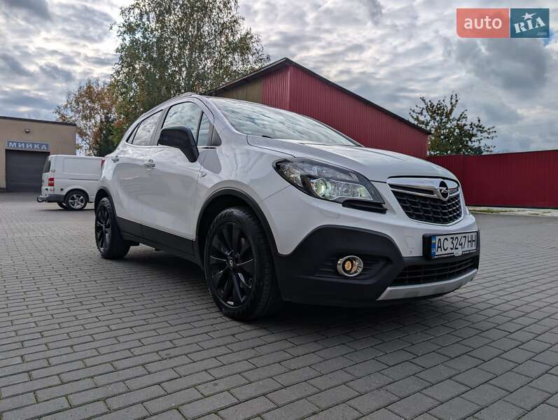 Внедорожник / Кроссовер Opel Mokka 2015 в Владимире