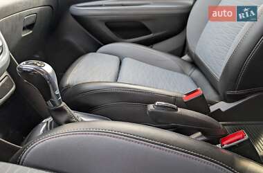 Позашляховик / Кросовер Opel Mokka 2015 в  фото 70 Позашляховик / Кросовер Opel Mokka 2015 в