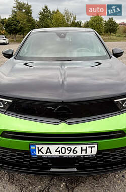Позашляховик / Кросовер Opel Mokka 2021 в 