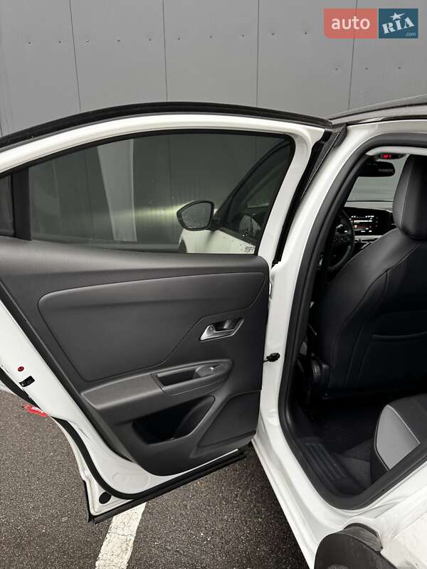 Позашляховик / Кросовер Opel Mokka 2023 в Києві