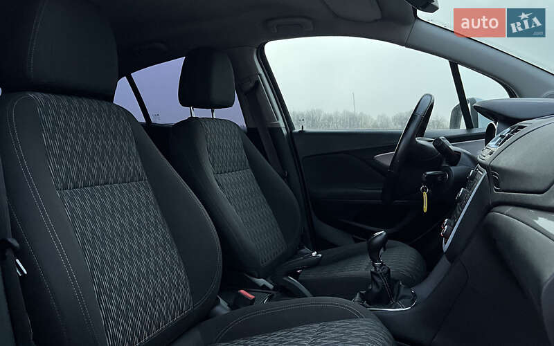Позашляховик / Кросовер Opel Mokka 2016 в Львові