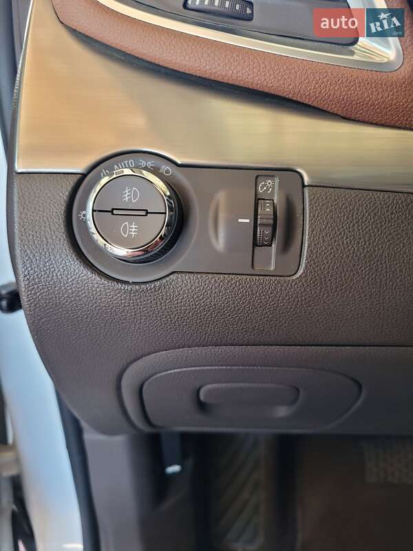 Внедорожник / Кроссовер Opel Mokka 2015 в Полтаве