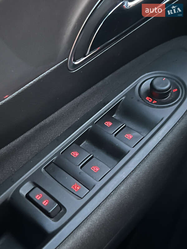 Позашляховик / Кросовер Opel Mokka 2016 в Одесі фото 32 Позашляховик / Кросовер Opel Mokka 2016 в Одесі