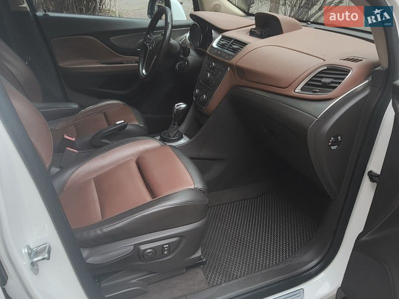 Позашляховик / Кросовер Opel Mokka 2013 в Одесі