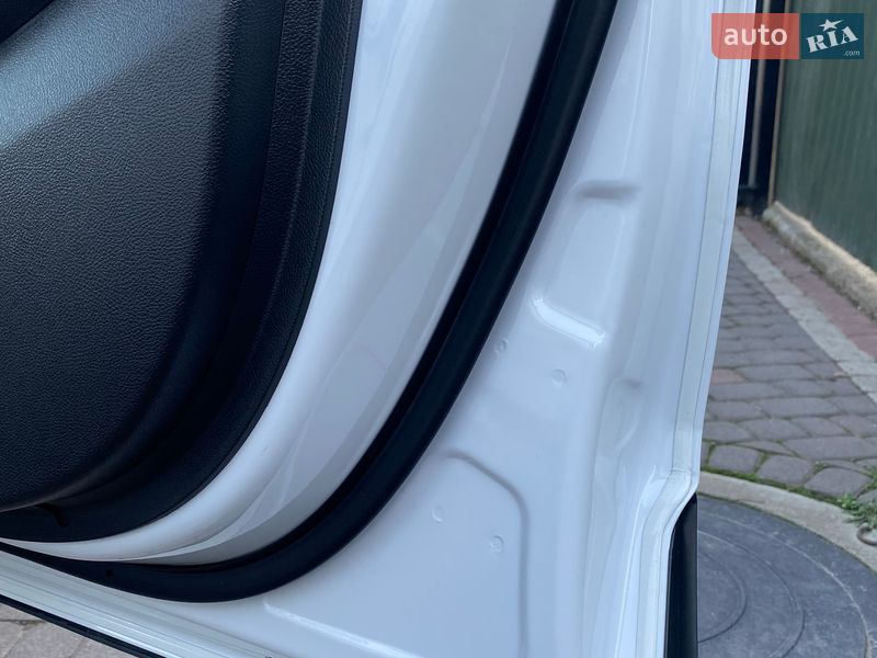 Позашляховик / Кросовер Opel Mokka 2015 в Коломиї