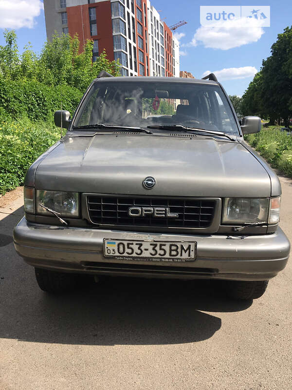 Внедорожник / Кроссовер Opel Monterey 1994 в Ровно