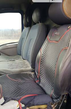 Грузовой фургон Opel Movano 2000 в 