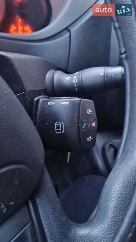 Микроавтобус Opel Movano 2015 в Чорткове фото 28 Микроавтобус Opel Movano 2015 в Чорткове