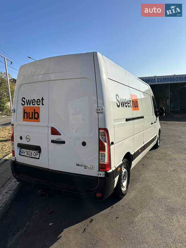 Вантажний фургон Opel Movano 2016 в Слов'янську