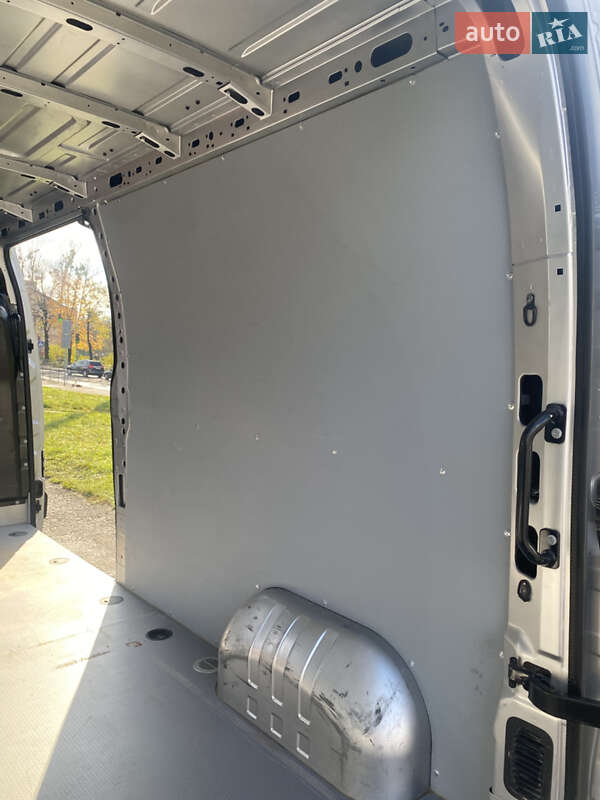 Грузовой фургон Opel Movano 2020 в Львове