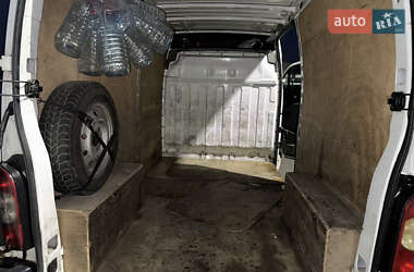 Грузовой фургон Opel Movano 2006 в Василькове