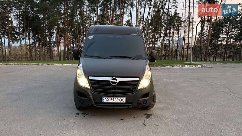 Вантажний фургон Opel Movano 2015 в 