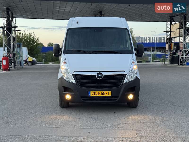 Вантажний фургон Opel Movano 2018 в Дубні