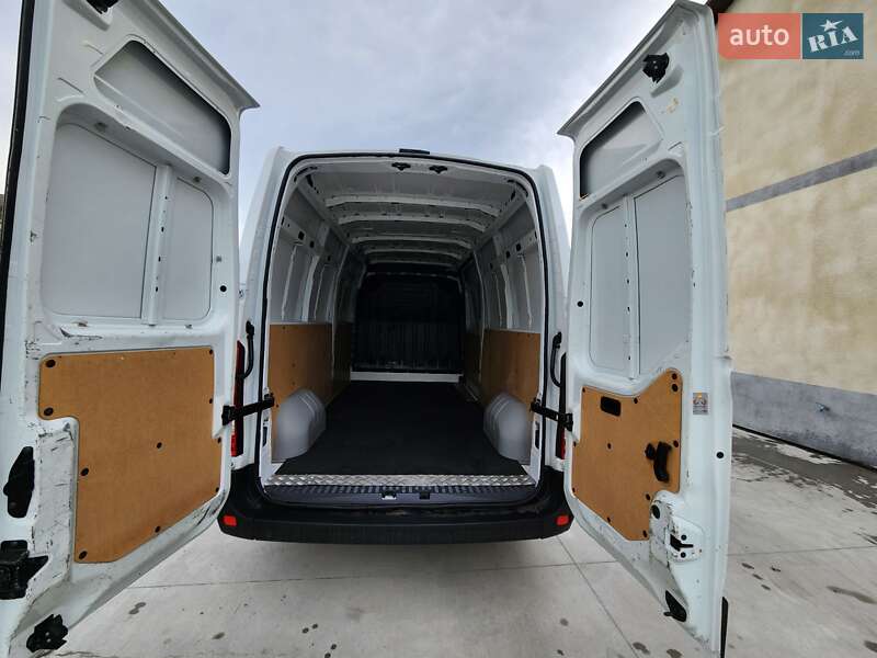 Грузовой фургон Opel Movano 2018 в Дубно