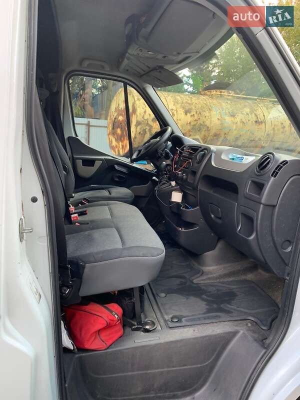 Грузовой фургон Opel Movano 2013 в Киеве