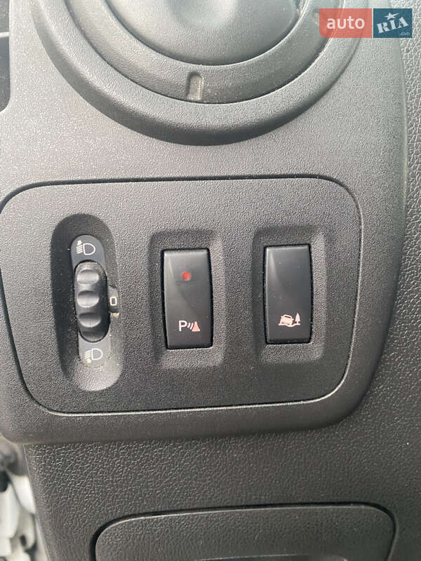 Грузовой фургон Opel Movano 2018 в Ивано-Франковске