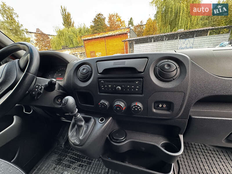 Микроавтобус Opel Movano 2012 в Киеве