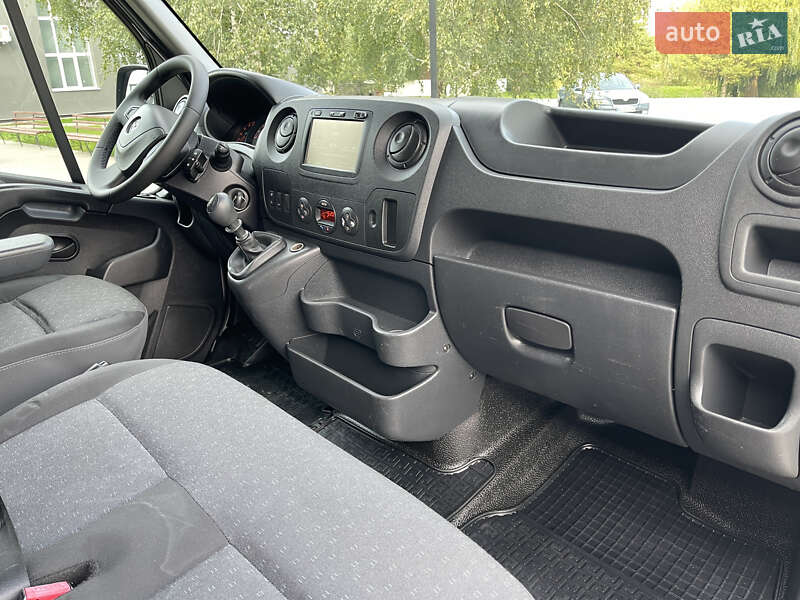 Вантажний фургон Opel Movano 2018 в Луцьку