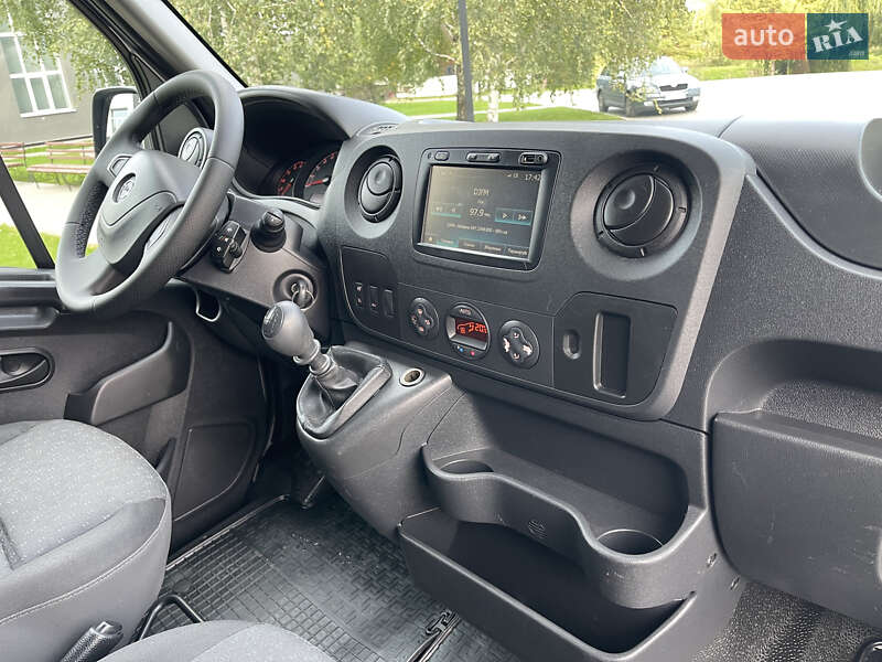 Вантажний фургон Opel Movano 2018 в Луцьку