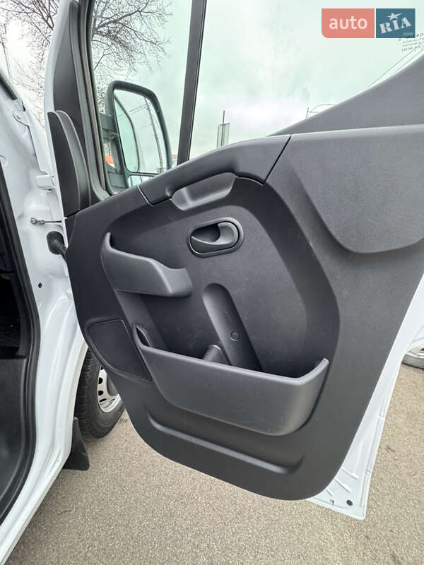 Вантажний фургон Opel Movano 2020 в Києві