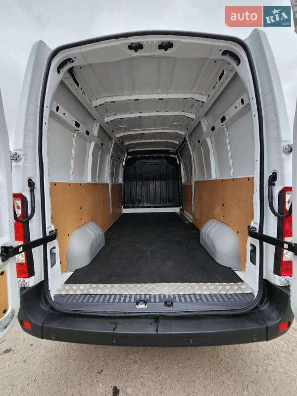 Грузовой фургон Opel Movano 2018 в Дубно