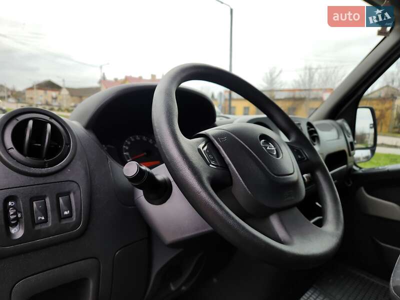 Грузовой фургон Opel Movano 2018 в Дубно