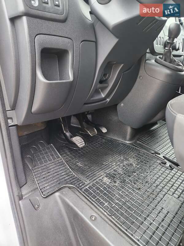 Грузовой фургон Opel Movano 2018 в Дубно