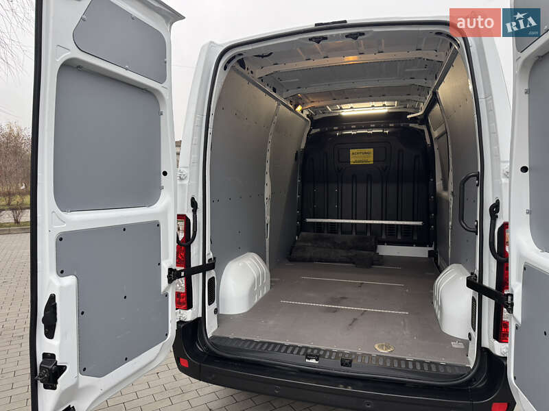 Грузовой фургон Opel Movano 2020 в Луцке