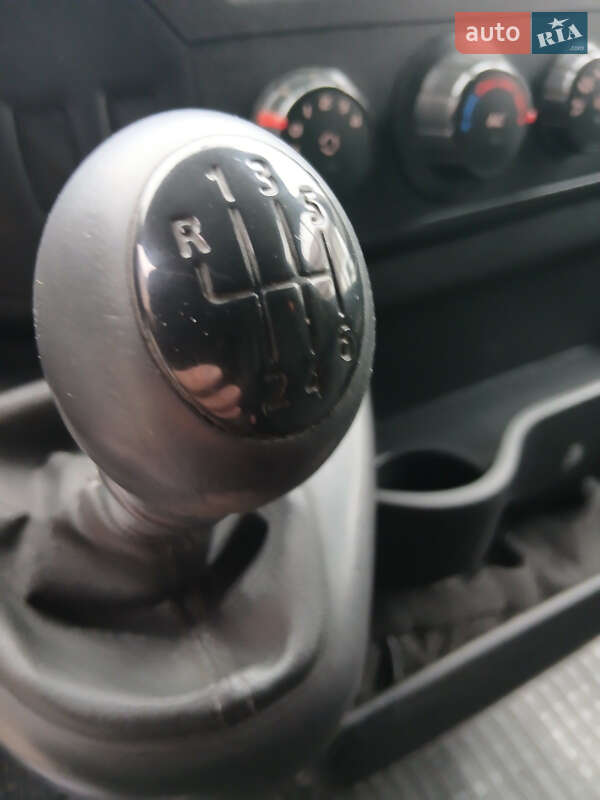 Вантажний фургон Opel Movano 2012 в Тернополі