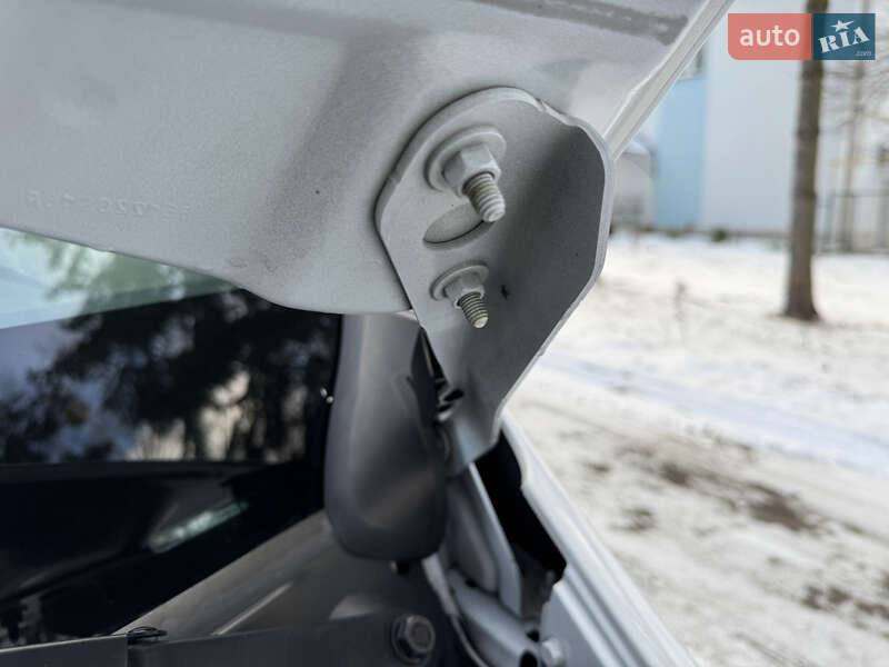 Вантажний фургон Opel Movano 2021 в Кореці