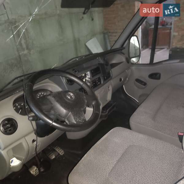 Минивэн Opel Movano 2006 в Ровно