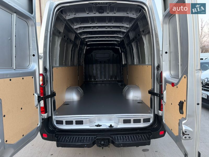 Грузовой фургон Opel Movano 2018 в Дубно