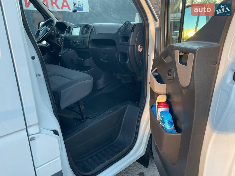 Грузовой фургон Opel Movano 2017 в Киеве