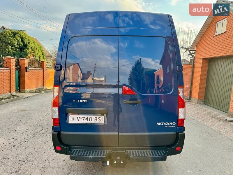 Вантажний фургон Opel Movano 2015 в Вінниці