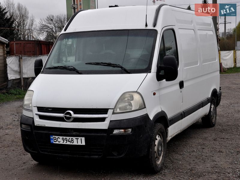 Вантажний фургон Opel Movano 2005 в Львові