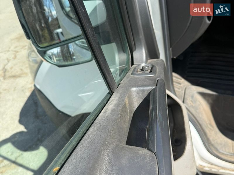 Грузовой фургон Opel Movano 2011 в Киеве фото 2 Грузовой фургон Opel Movano 2011 в Киеве