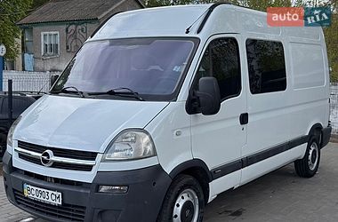 Грузопассажирский фургон Opel Movano 2004 в Миргороде