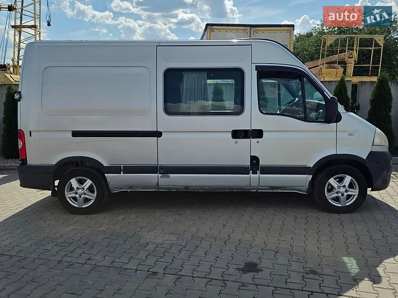 Opel Movano