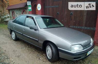 Седан Opel Omega 1992 в Ивано-Франковске